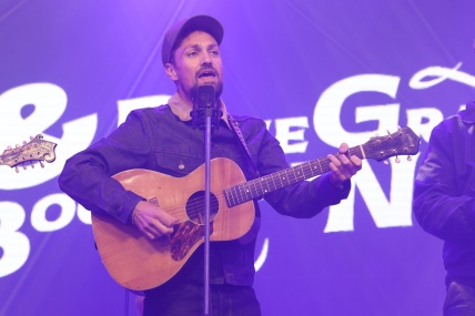 TIM KNOL & THE BLUES GRASS BOOGIEMEN