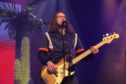 YOUNG GUN SILVER FOX