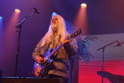 YOUNG GUN SILVER FOX